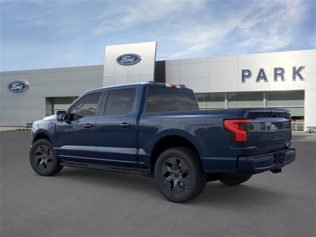 2025 Ford F-150 Lightning photo 4
