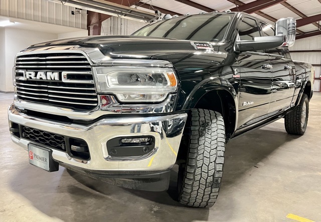 2022 Ram 2500 Laramie photo 3
