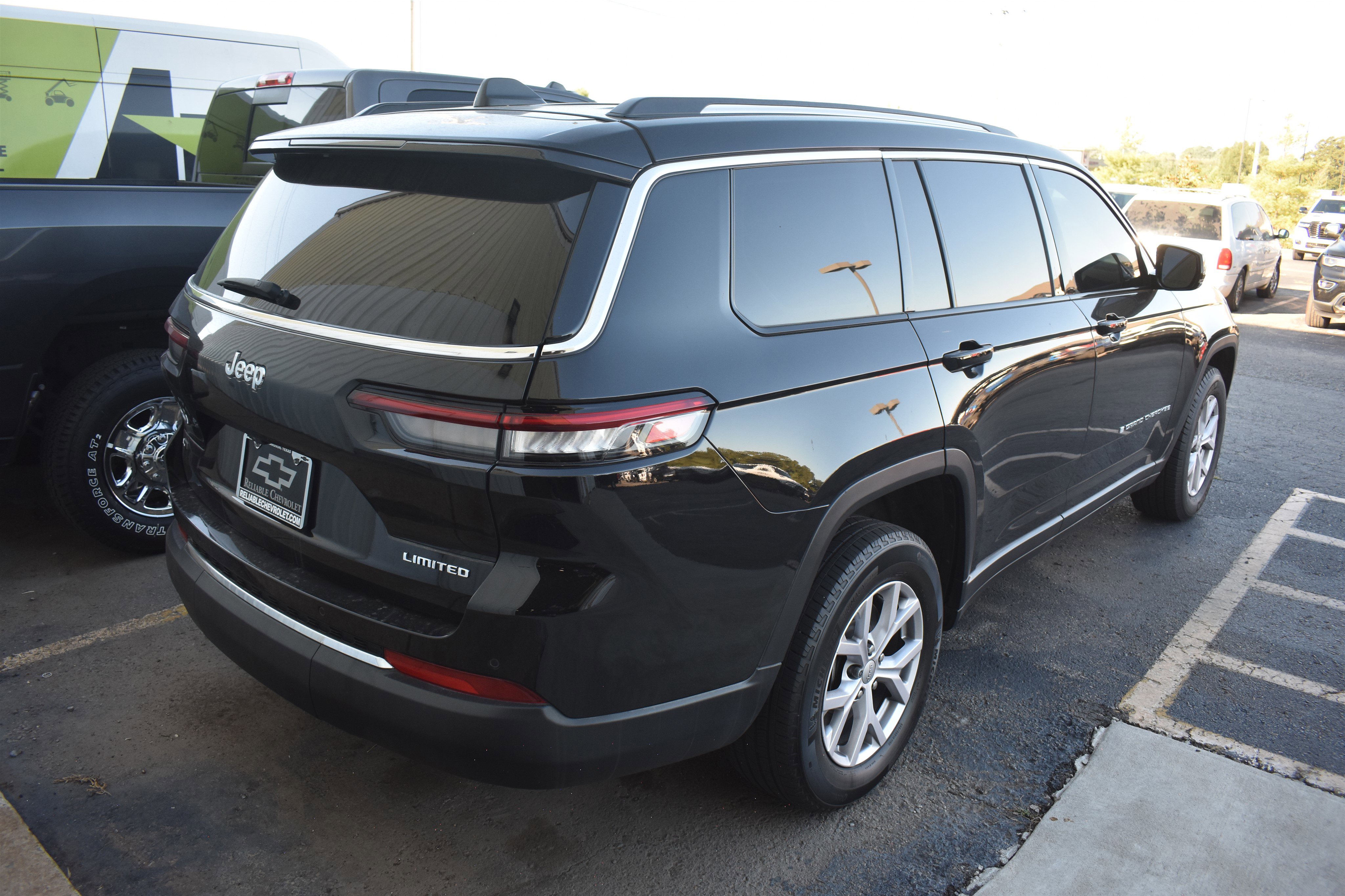 2022 Jeep Grand Cherokee Limited photo 4