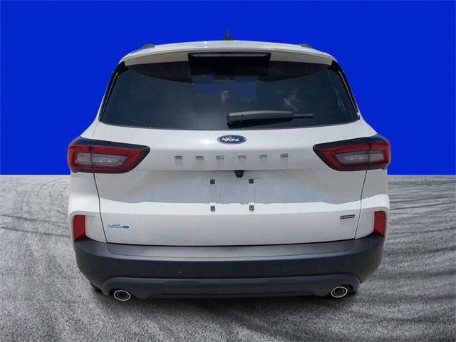 2025 Ford Escape ST-Line photo 3