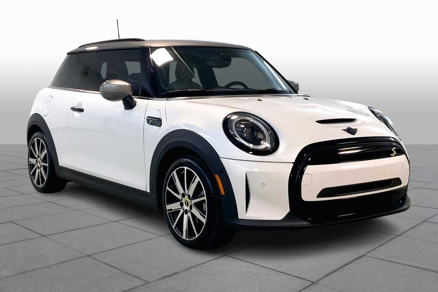 Certified 2024 MINI Hardtop 2 Door SE with VIN WMW13DJ08R2V47193 for sale in Kansas City