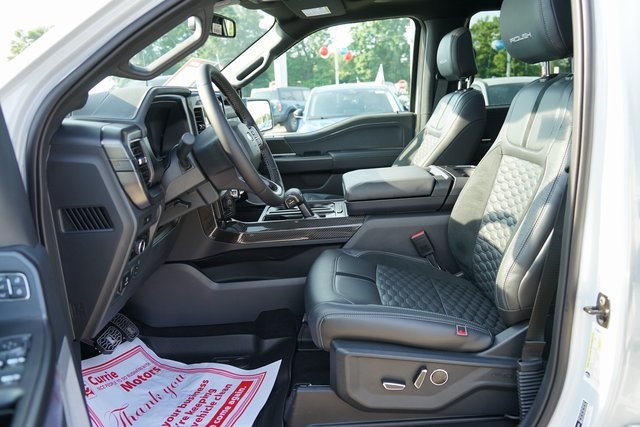 2025 FORD F-150 - Image 32