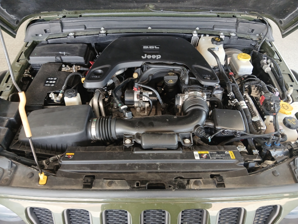 2021 Jeep Wrangler Unlimited Rubicon photo 15