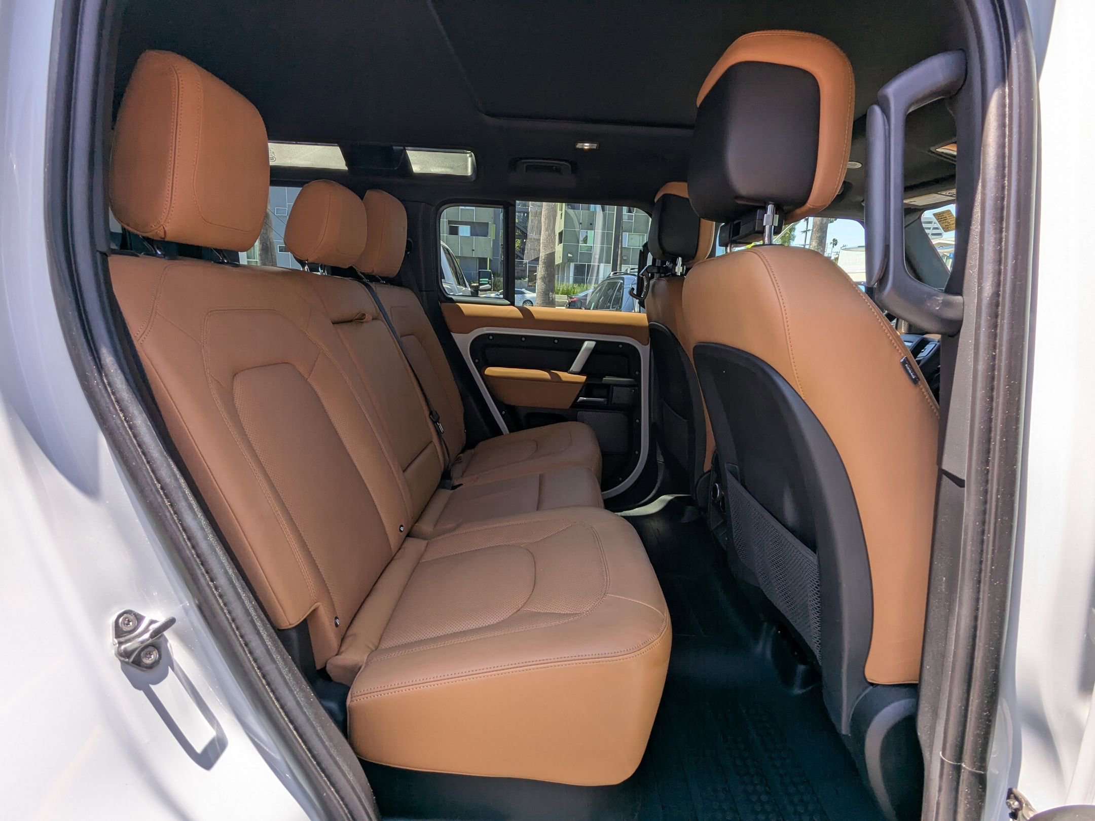 2023 Land Rover Defender 110 V8 photo 21