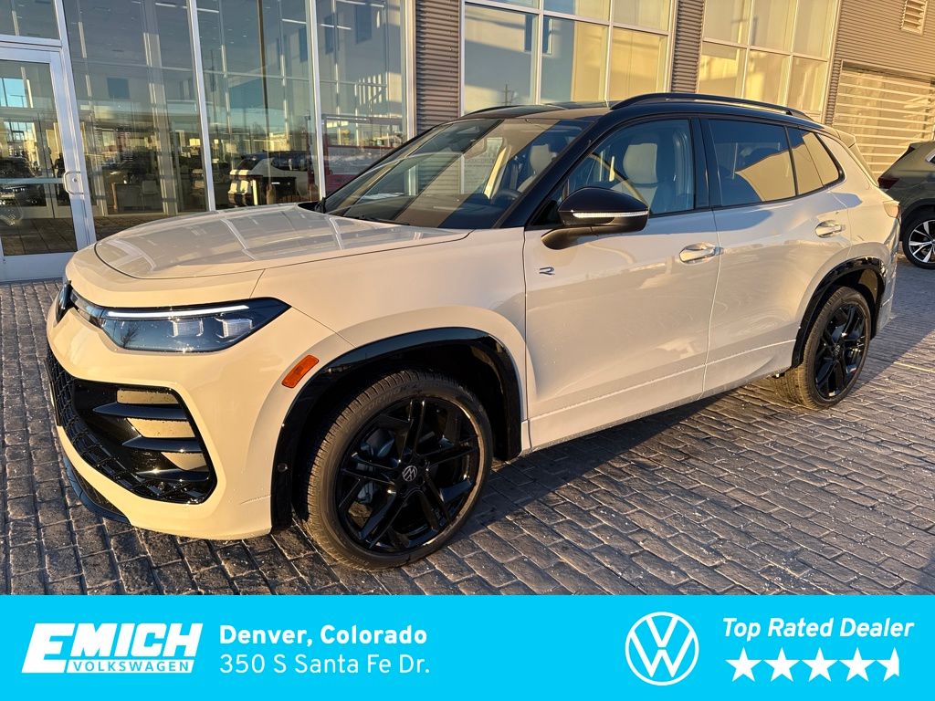 2026 Volkswagen Tiguan SE R-LINE BLACK's photo