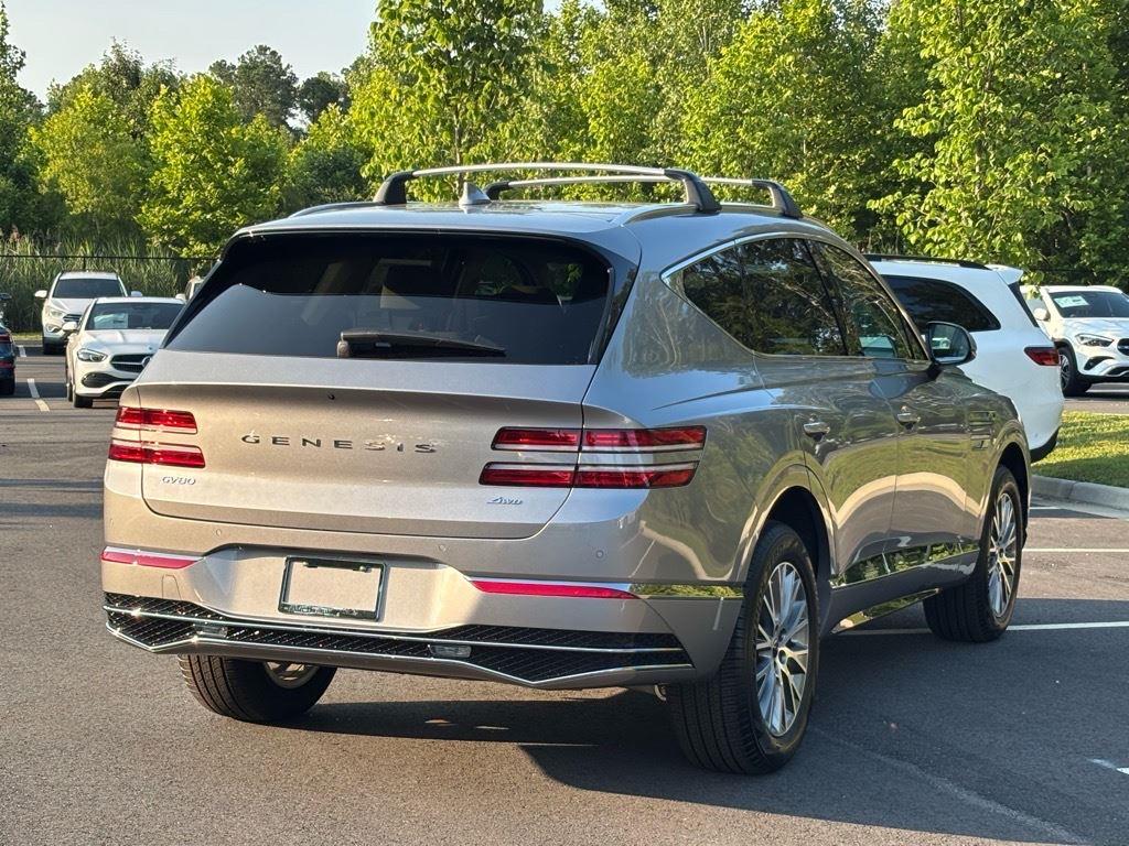 2025 Genesis GV80 2.5T Standard AWD photo 3