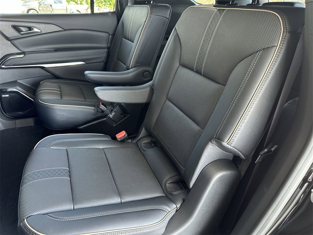 2026 Chevrolet Traverse High Country photo 25