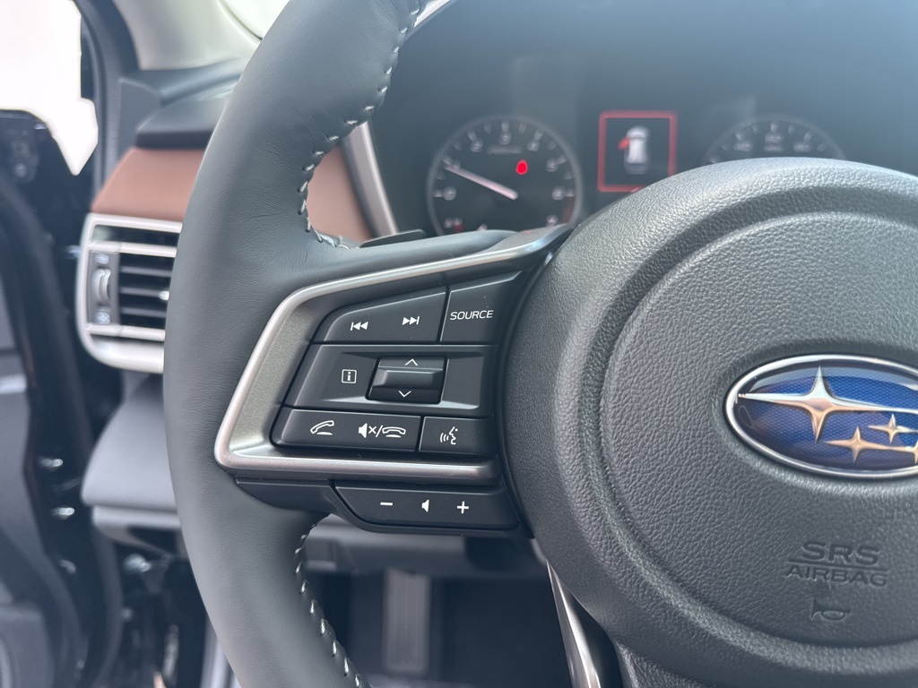 2025 Subaru Outback Touring XT photo 11