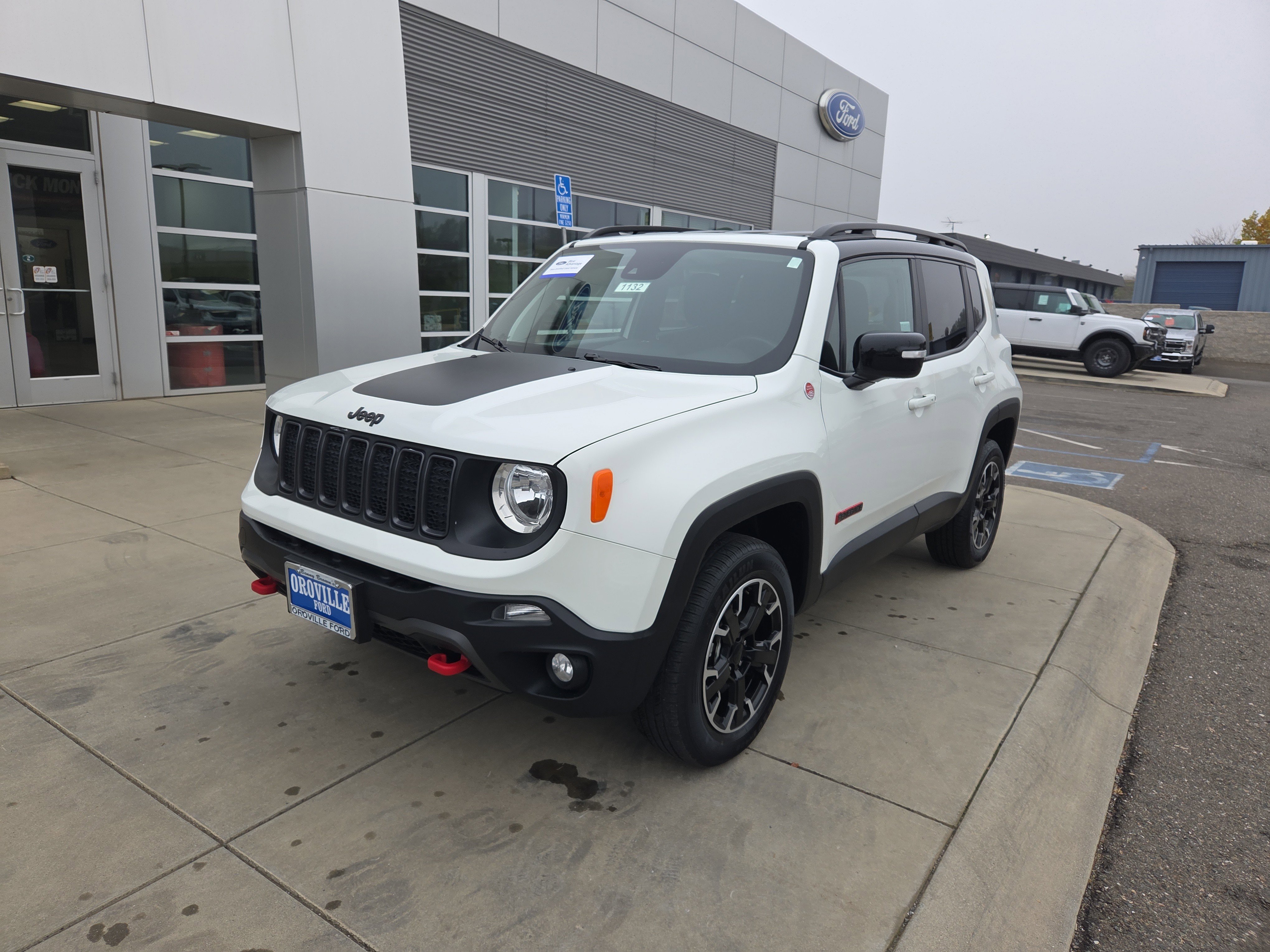 2023 Jeep Renegade Trailhawk's photo