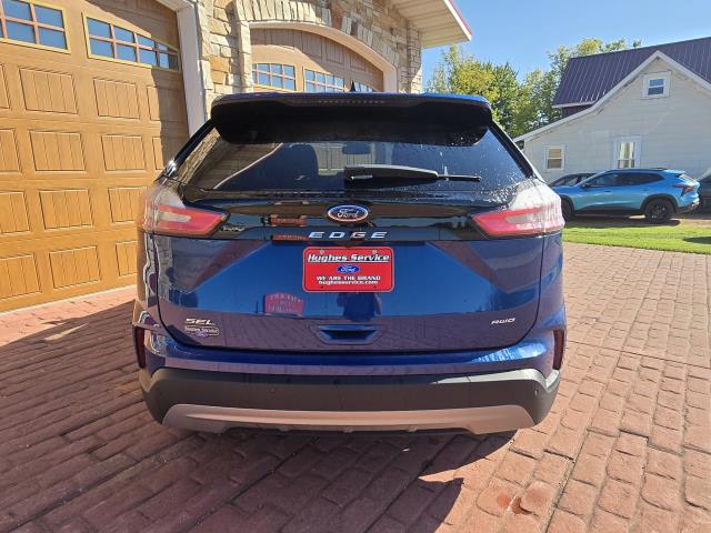 2023 Ford Edge SEL photo 4