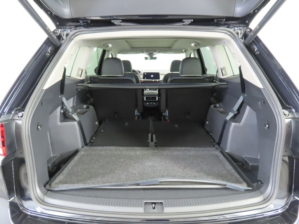 2026 Volkswagen Atlas SEL Premium R-Line photo 28