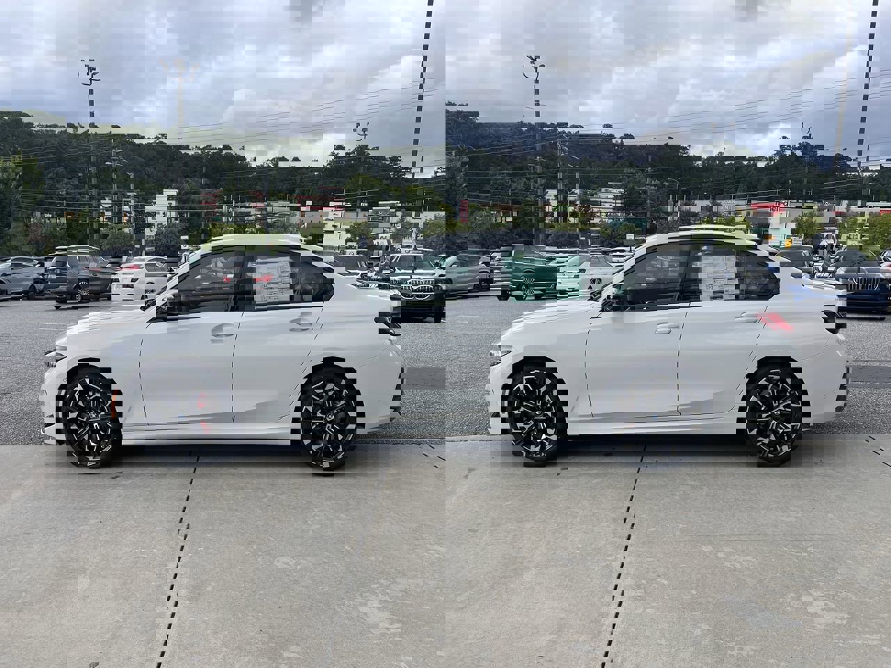 2025 Bmw 330i photo 5