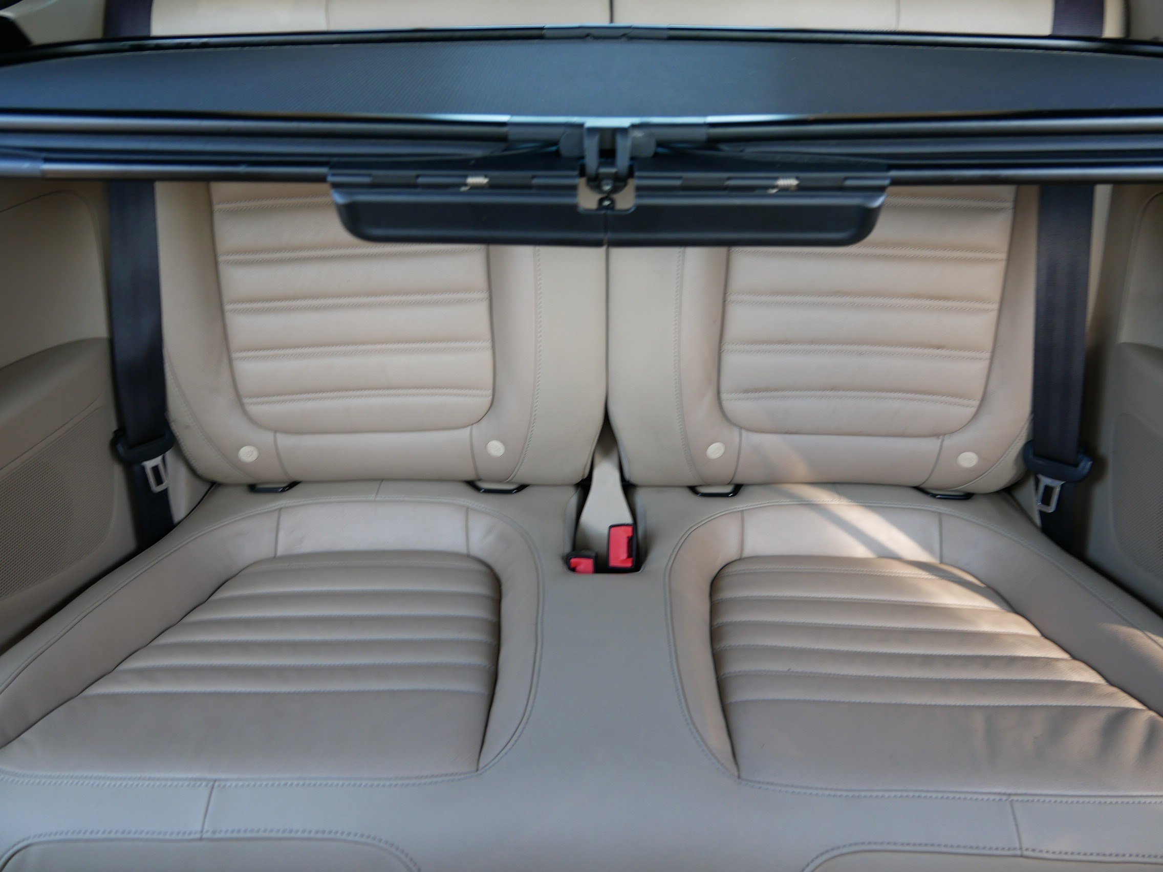 2014 Volkswagen Beetle Convertible R-Line photo 13