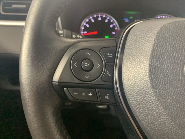 2021 Toyota RAV4 XLE photo 14