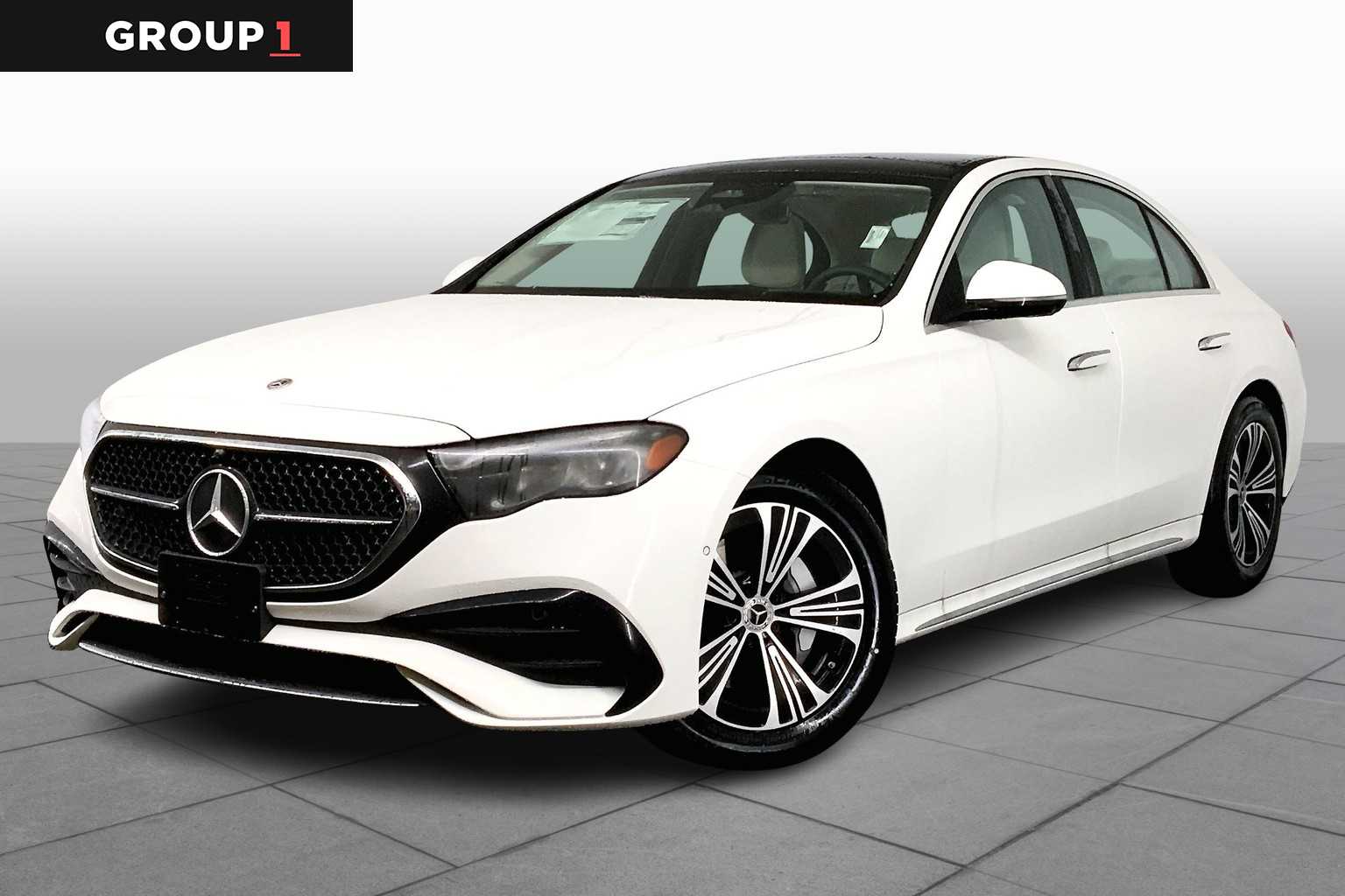 2025 Mercedes Benz E 350 4MATIC photo 2