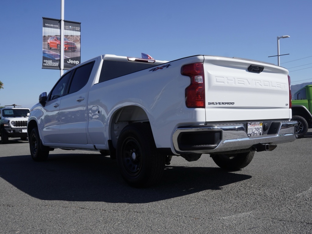 2024 Chevrolet Silverado 1500 LT photo 6