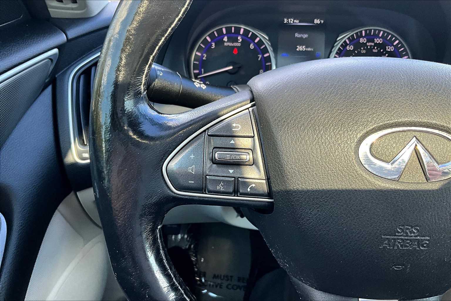 2014 Infiniti Q50 Premium photo 22