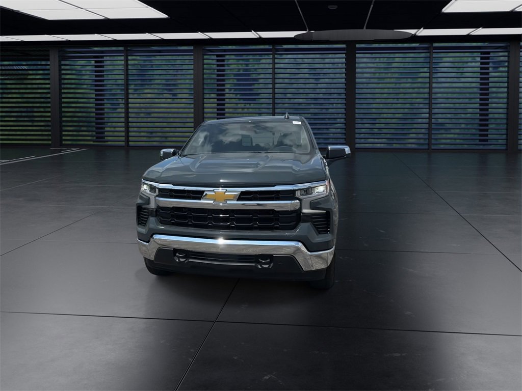 2025 Chevrolet Silverado 1500 LT photo 3