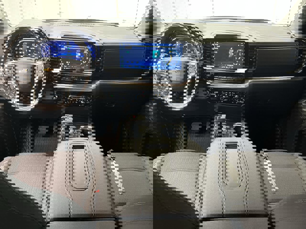 2022 Chevrolet Silverado 1500 LT photo 4