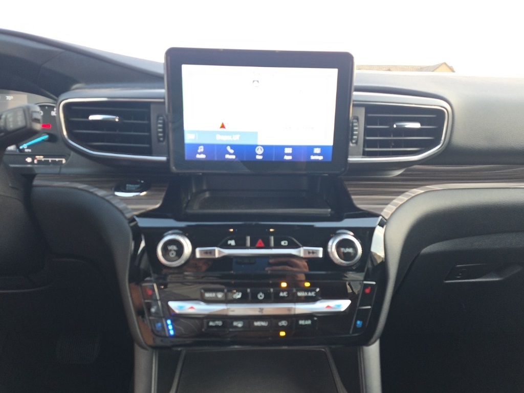 2023 Ford Explorer Limited photo 18
