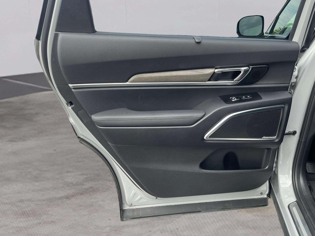 2022 Kia Telluride SX photo 23