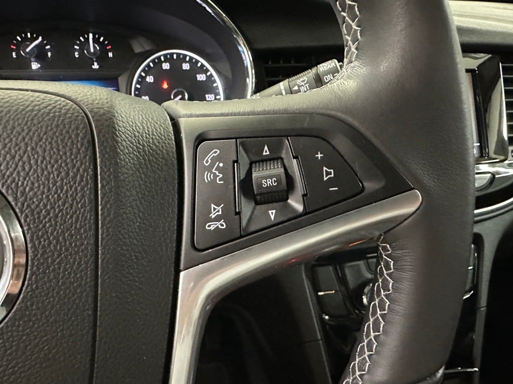 2022 Buick Encore Preferred photo 7