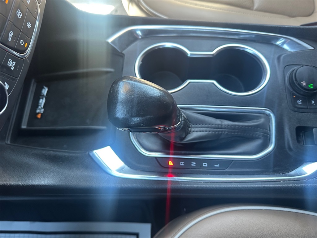 2022 Chevrolet Traverse Premier photo 35