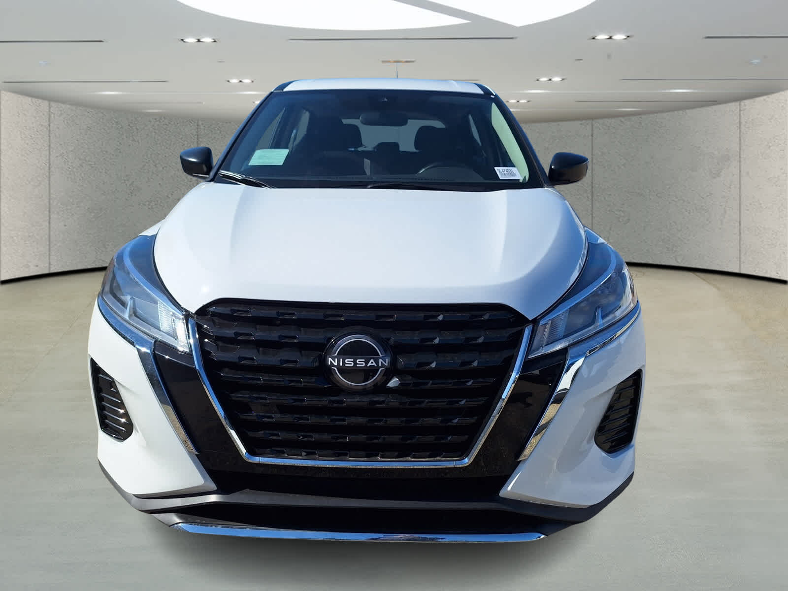 2025 Nissan Kicks Play S photo 8