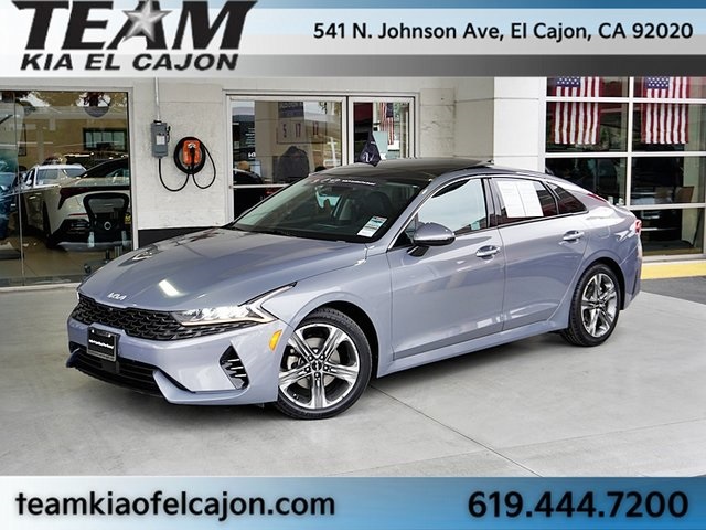 2022 Kia K5 EX's photo