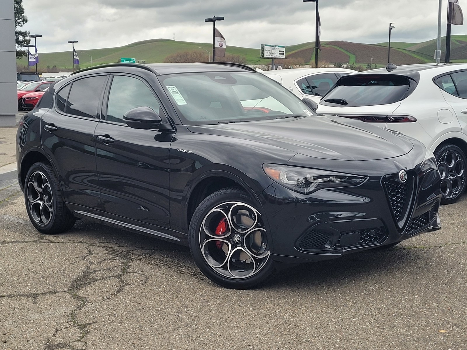 2025 Alfa Romeo Stelvio