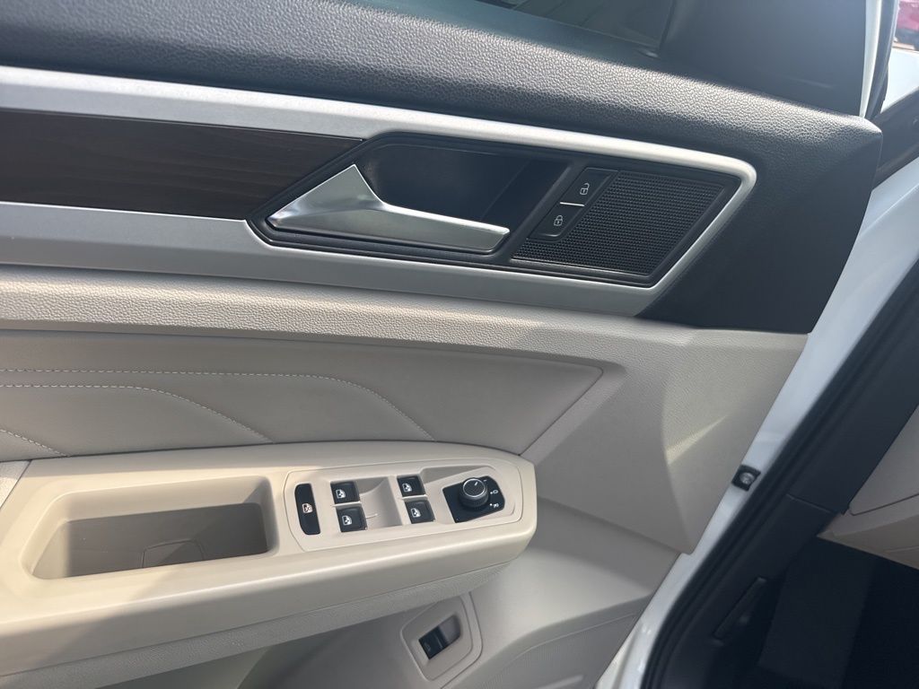 2021 Volkswagen Atlas V6 SE Technology photo 8