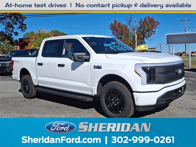 2025 Ford F-150 Lightning XLT's photo