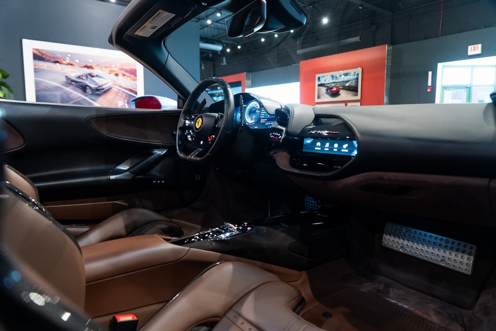 2022 Ferrari SF90 Spider Base photo 26