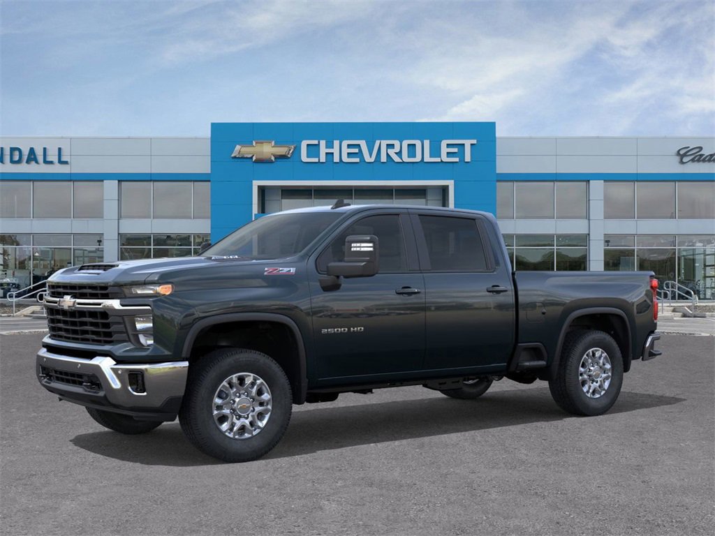2026 Chevrolet Silverado 2500HD LT photo 2