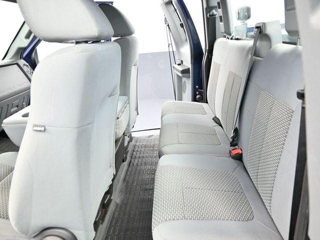 2012 Ford F-350 photo 24