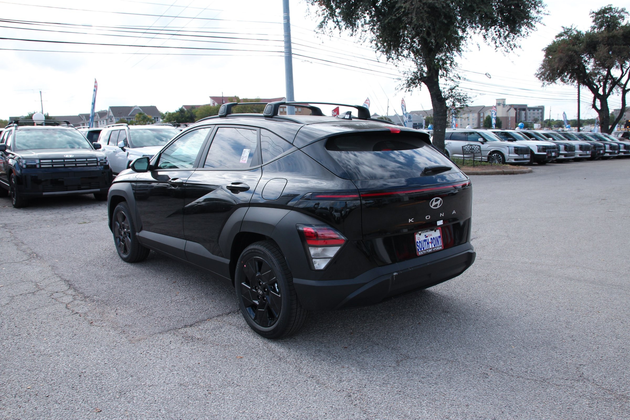 2026 Hyundai Kona SEL photo 3
