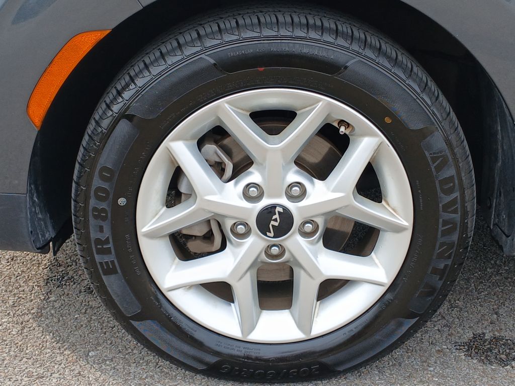 2023 Kia Soul LX photo 32