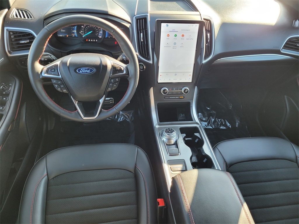 2024 Ford Edge ST photo 26