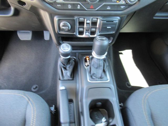 2025 Jeep Wrangler Sport photo 20