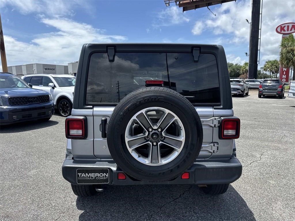 2020 Jeep Wrangler Unlimited Sahara photo 12