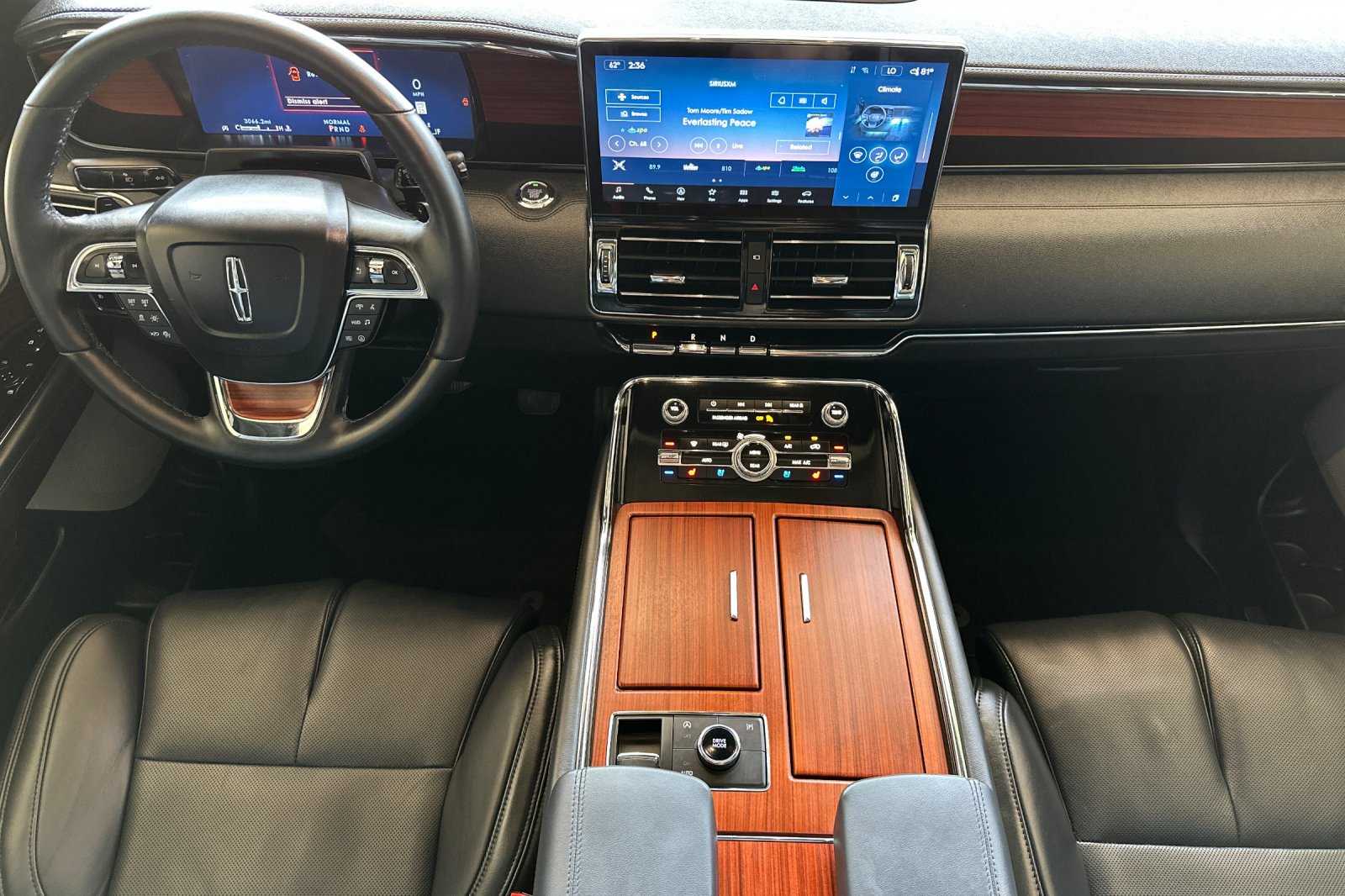 2024 Lincoln Navigator Reserve photo 10