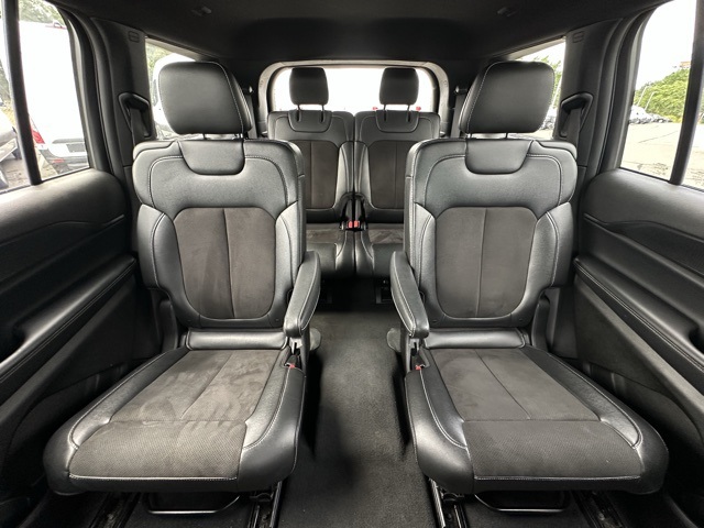 2023 Jeep Grand Cherokee Altitude photo 15