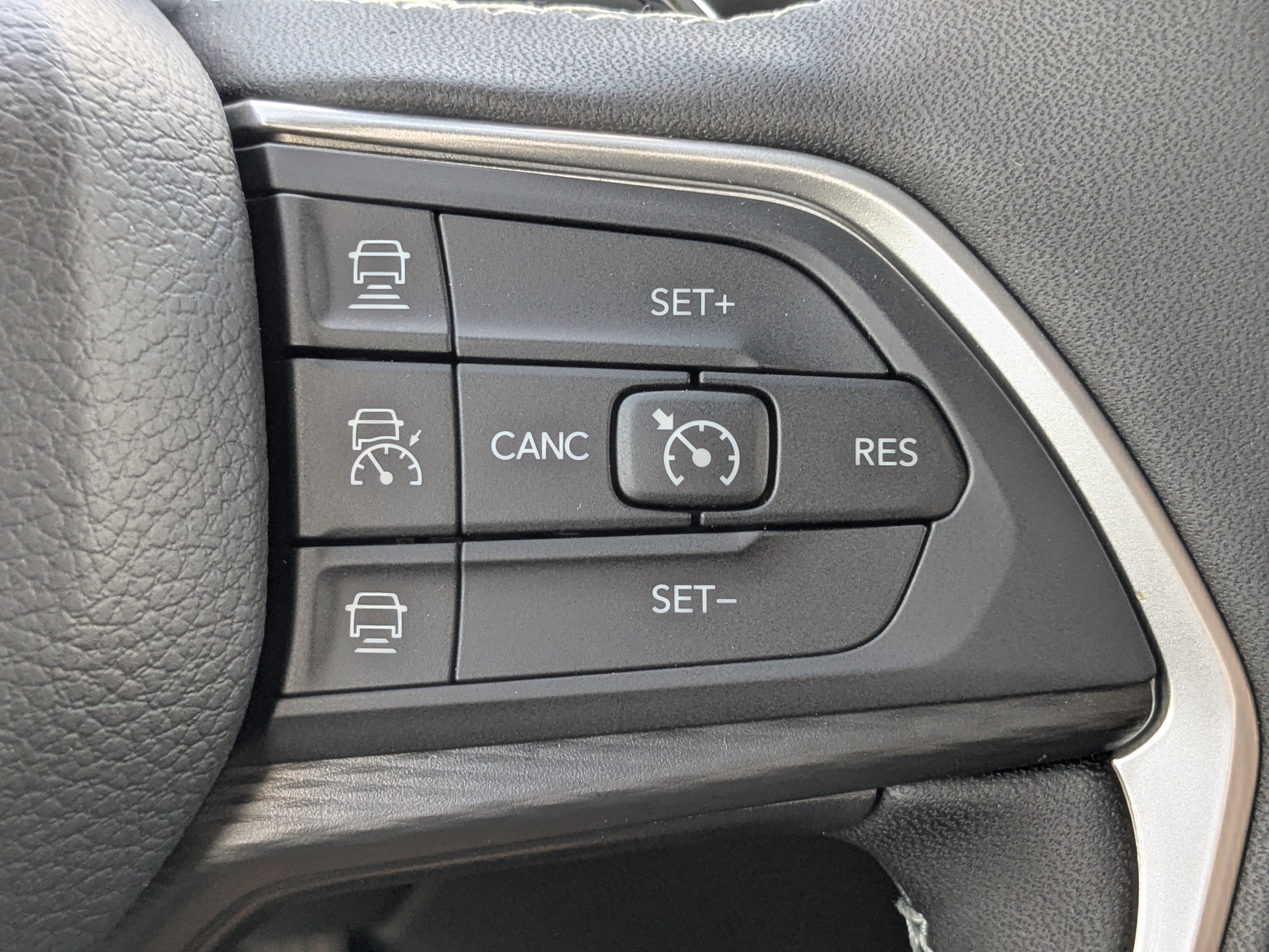 2025 Jeep Grand Cherokee Laredo X photo 23