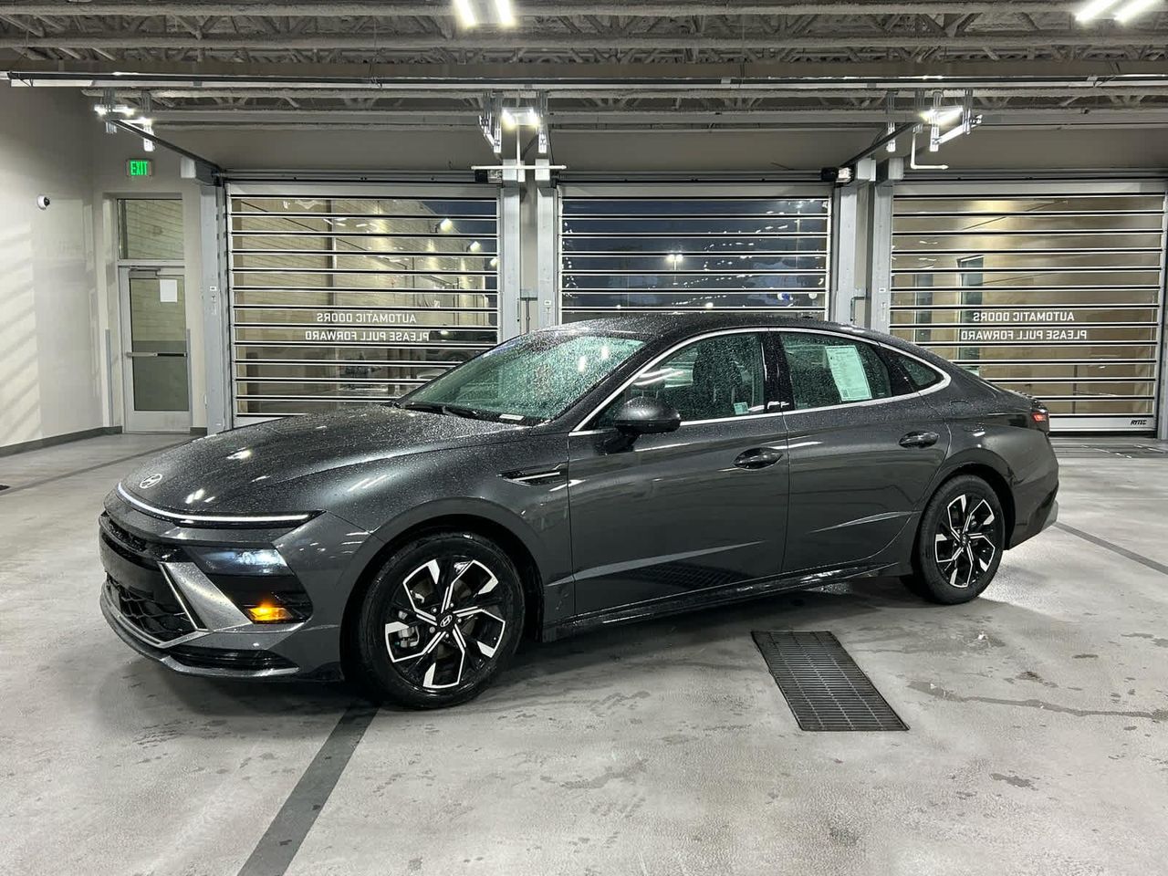 2025 Hyundai Elantra SEL's photo