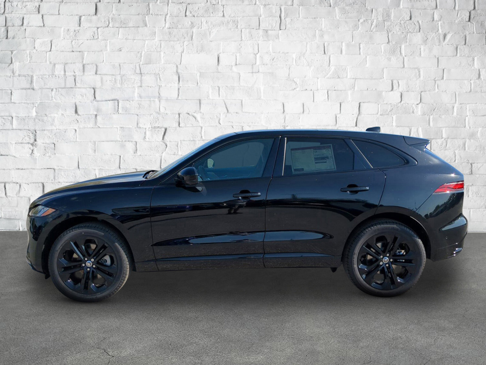 2026 Jaguar F-PACE P250 R-Dynamic S photo 3