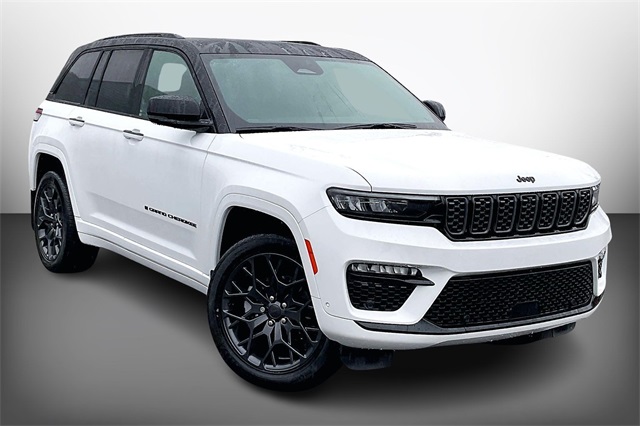 2025 Jeep Grand Cherokee Summit Reserve's photo