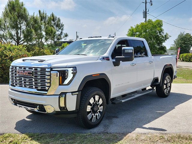 2025 Gmc Sierra 2500 HD Denali photo 2