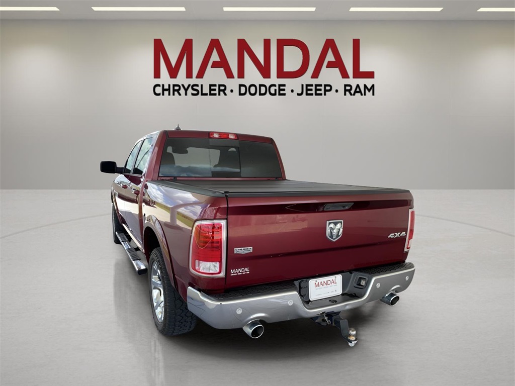 2017 Ram 1500 Laramie photo 9
