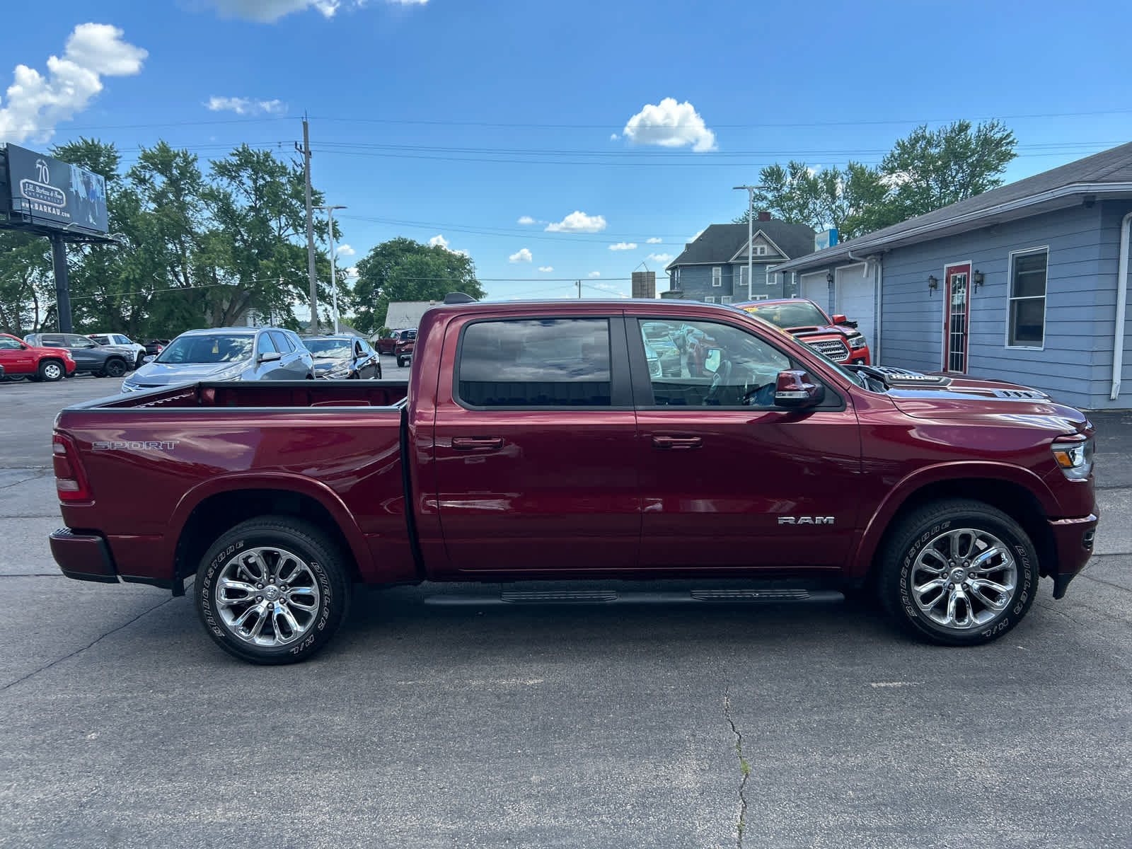 2022 Ram 1500 Laramie photo 2