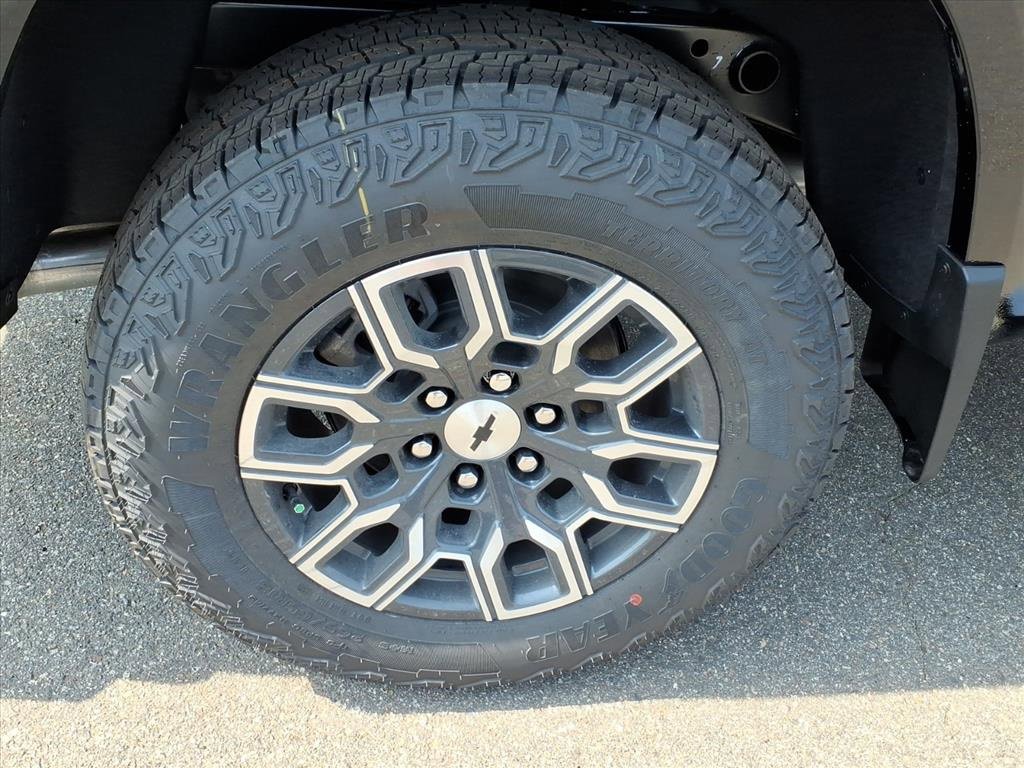 2026 Chevrolet Colorado Z71 photo 18